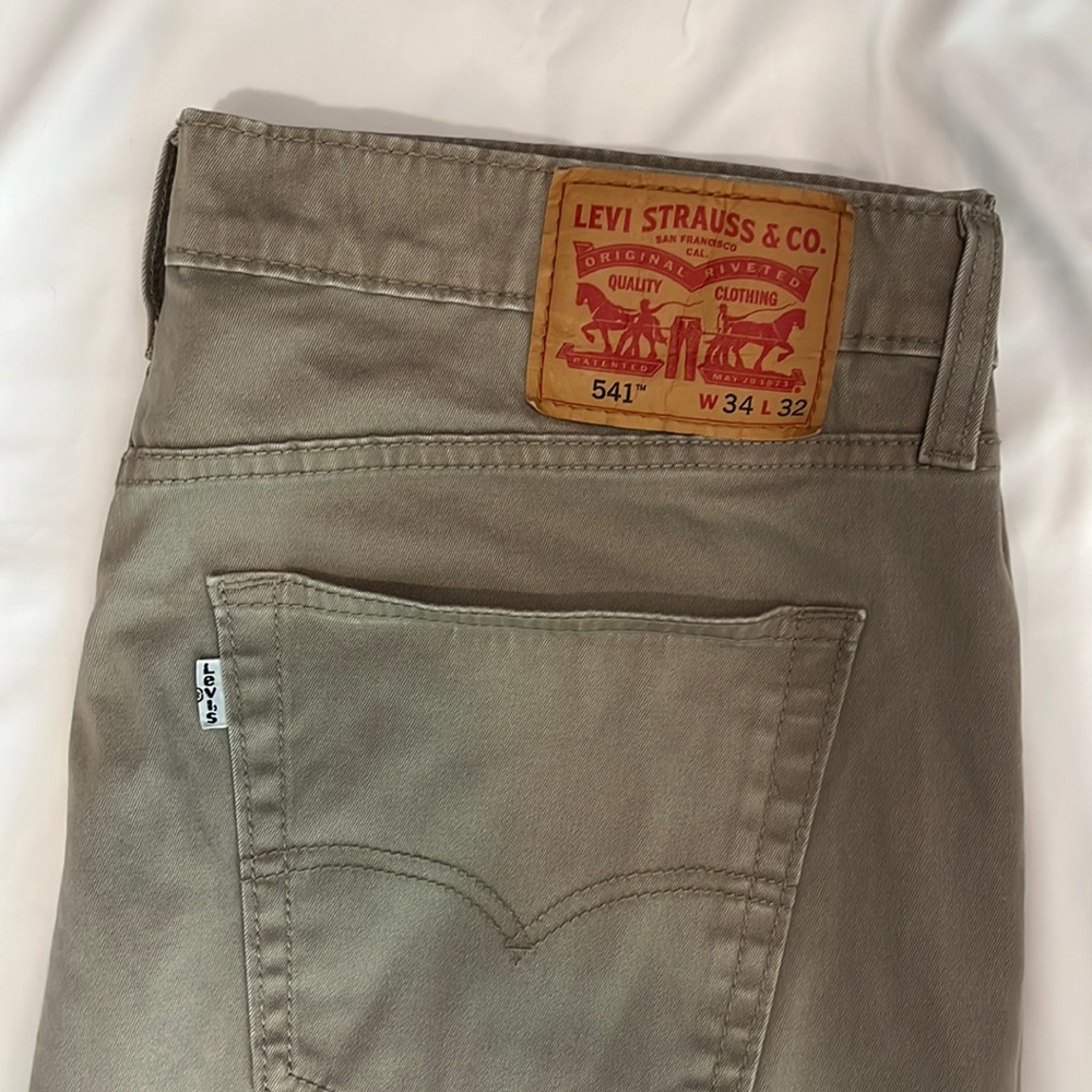 Levi’s 541 34x32